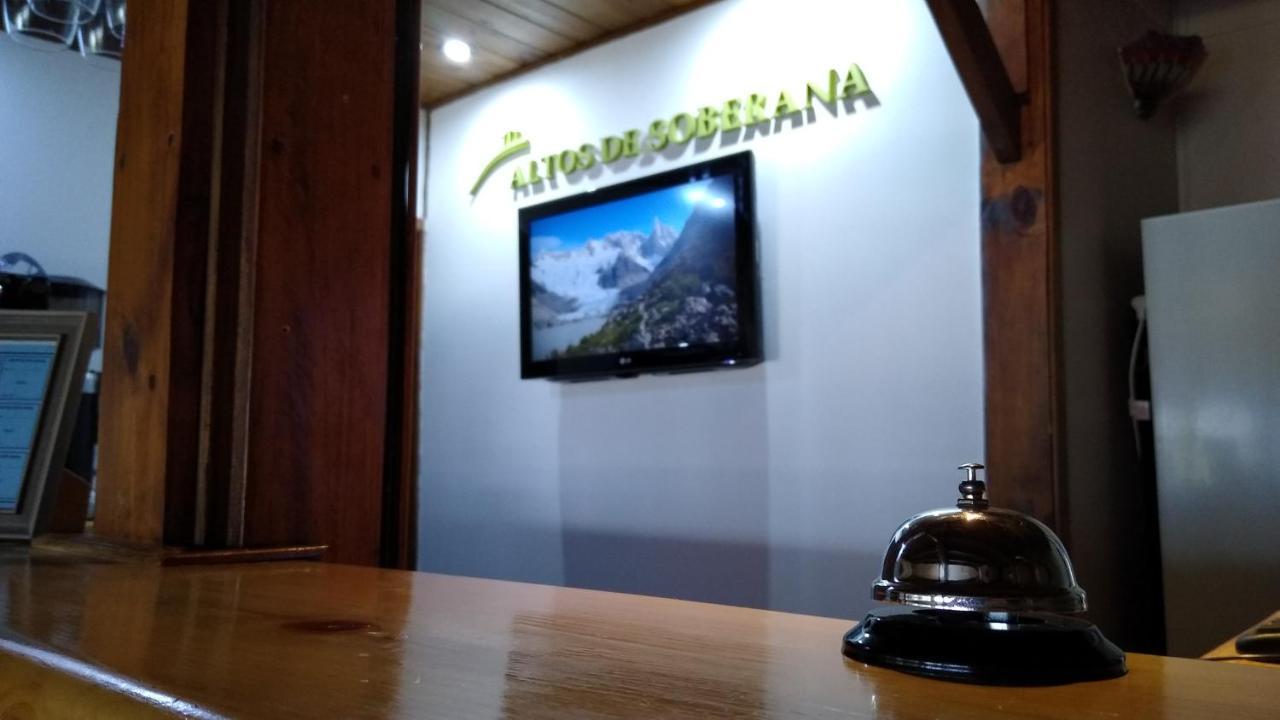 Hotel Altos De Soberana El Calafate Esterno foto